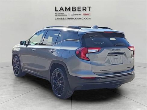 Used 2023 GMC Terrain SLT w/ Infotainment Package II image 8