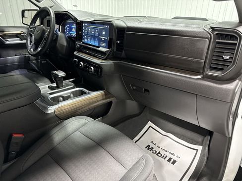 Used 2023 Chevrolet Silverado 1500 LT Trail Boss w/ Convenience Package II image 30