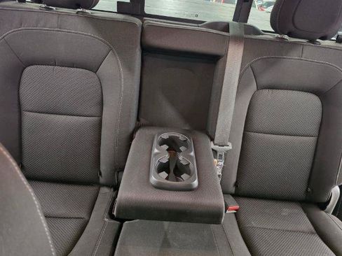 Used 2017 Chevrolet Colorado LT w/ LT Convenience Package AWD/4WD image 13