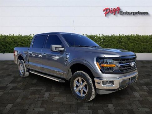 Used 2024 Ford F150 XLT w/ Mobile Office Package image 7