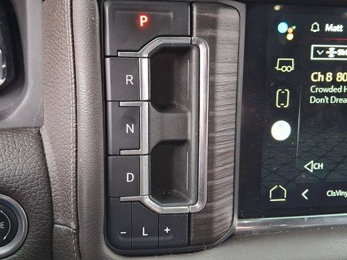 Used 2022 GMC Yukon XL Denali w/ Advanced Technology Package image 17