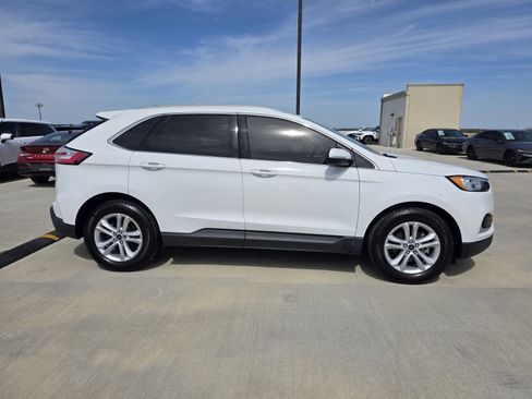 Used 2020 Ford Edge SEL w/ Convenience Package image 5
