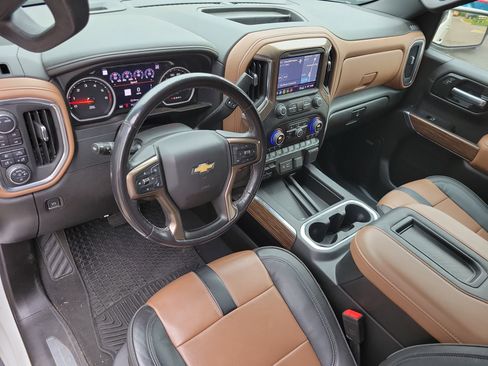 Used 2022 Chevrolet Silverado 1500 High Country image 12