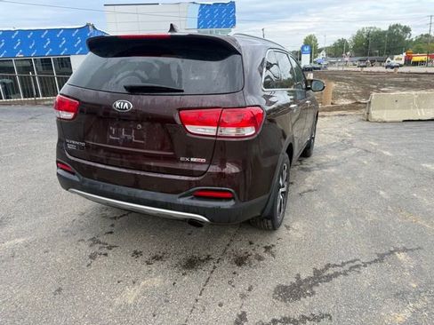 Used 2016 Kia Sorento EX AWD/4WD image 8