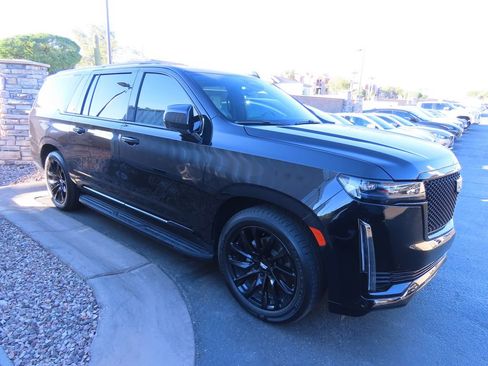 Used 2021 Cadillac Escalade ESV Sport w/ Driver Assist Tech Package image 5