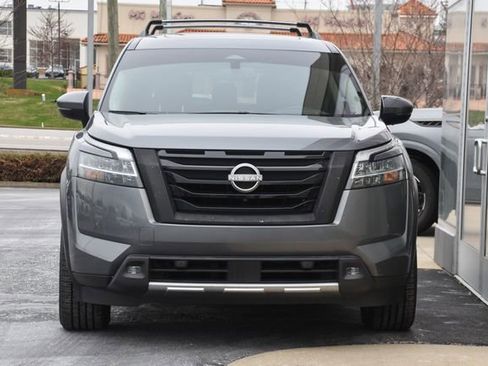 Used 2022 Nissan Pathfinder Platinum w/ Cargo Package AWD/4WD image 12