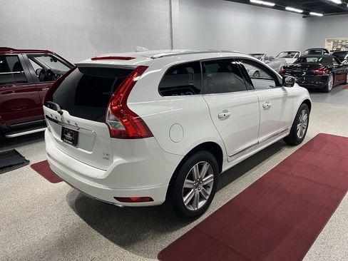 Used 2017 Volvo XC60 T5 Inscription w/ Preferred Option Package image 11