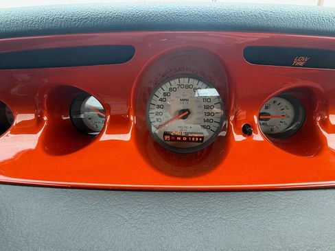 Used 2001 Chrysler Prowler RWD image 16