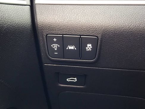Used 2021 Kia K5 LX FWD image 27