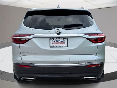 Used 2021 Buick Enclave Premium w/ Sun and Sites Package FWD image 4