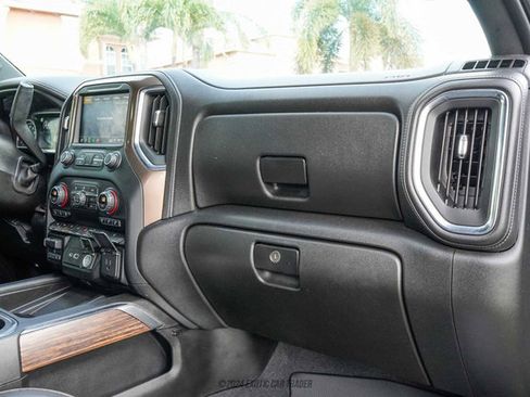 Used 2019 Chevrolet Silverado 1500 High Country w/ Technology Package AWD/4WD image 69