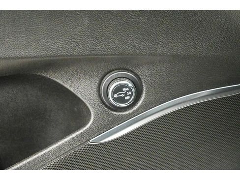 Used 2024 Buick Enclave Essence w/ Experience Buick Package image 34