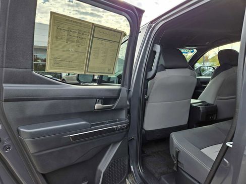 Used 2024 Toyota Tacoma TRD Sport image 19