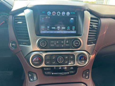 Used 2017 Chevrolet Suburban Premier AWD/4WD image 26