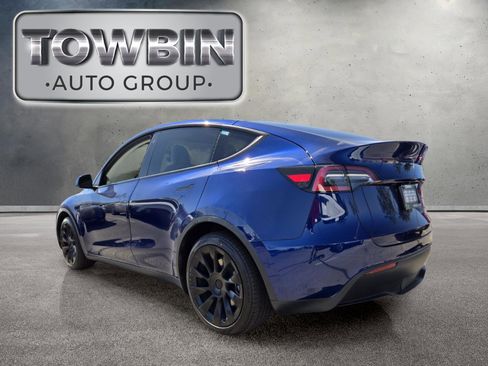 Used 2021 Tesla Model Y Long Range AWD/4WD image 6