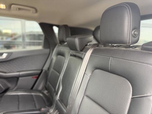 Used 2020 Ford Escape SEL image 7