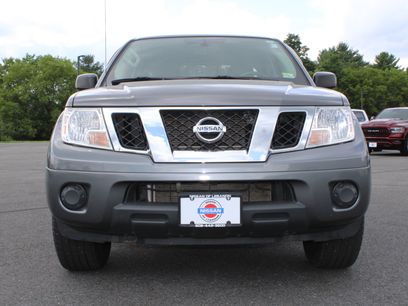 Used 2021 Nissan Frontier SV w/ SV Utility Package