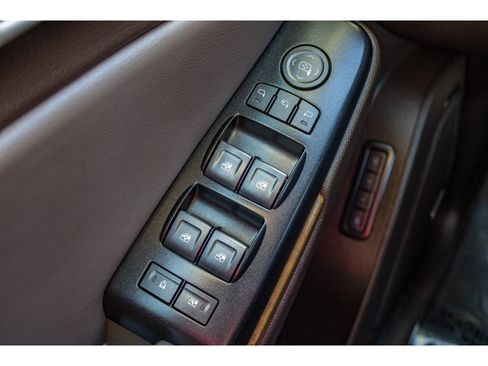 Used 2020 GMC Yukon Denali w/ Open Road Package AWD/4WD image 38