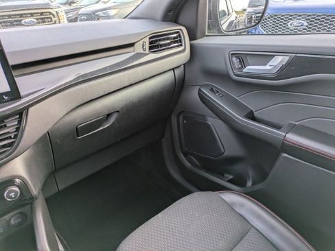 Certified 2023 Ford Escape ST-Line Elite image 19