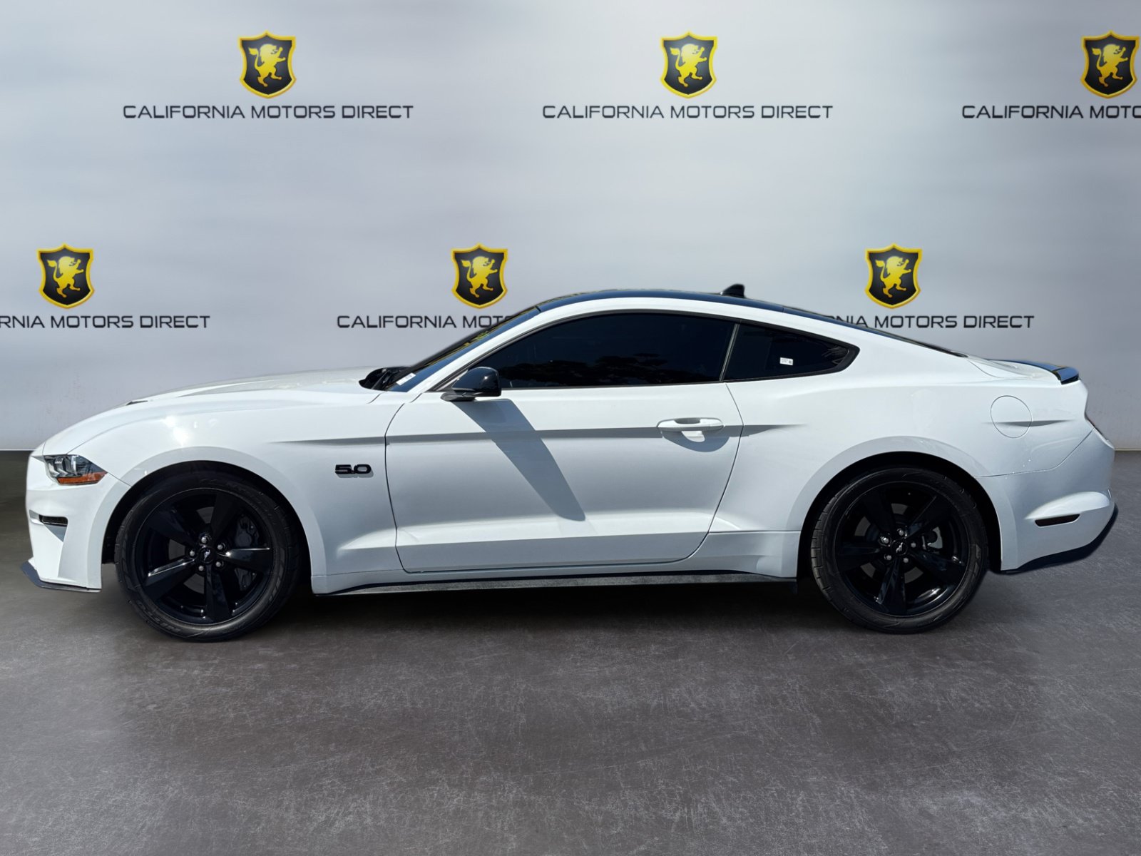 Used 2021 Ford Mustang GT Premium w/ Black Accent Package RWD image 2