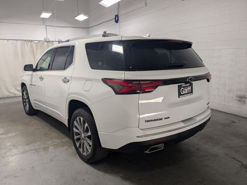 Used 2023 Chevrolet Traverse Premier w/ LPO, Floor Liner Package AWD/4WD image 10
