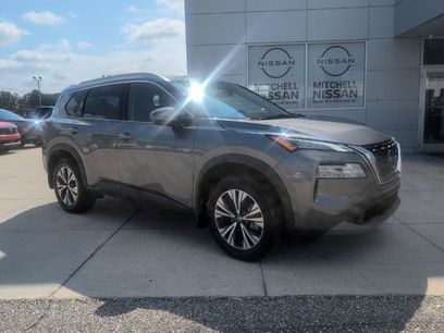 Certified 2021 Nissan Rogue SV w/ Premium Package