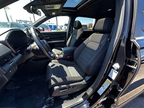 Used 2025 Honda CR-V Sport image 21