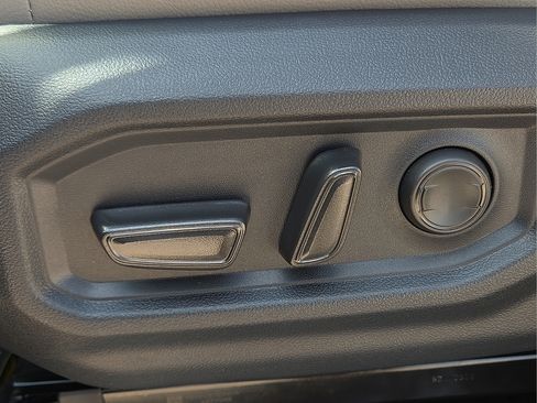 New 2026 Toyota Tundra SR5 AWD/4WD image 19