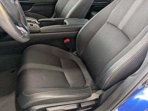 Used 2019 Honda Civic Sport image 11