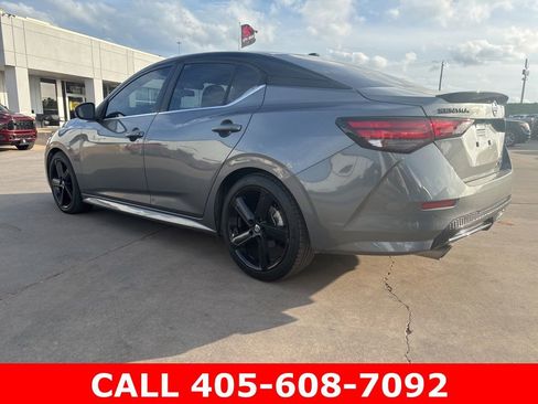 Used 2022 Nissan Sentra SR w/ Midnight Edition image 4