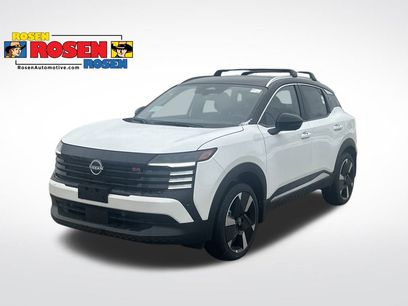 New 2026 Nissan Kicks SR w/ Cold Weather Package