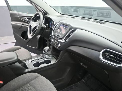 Used 2022 Chevrolet Equinox LT AWD/4WD image 18