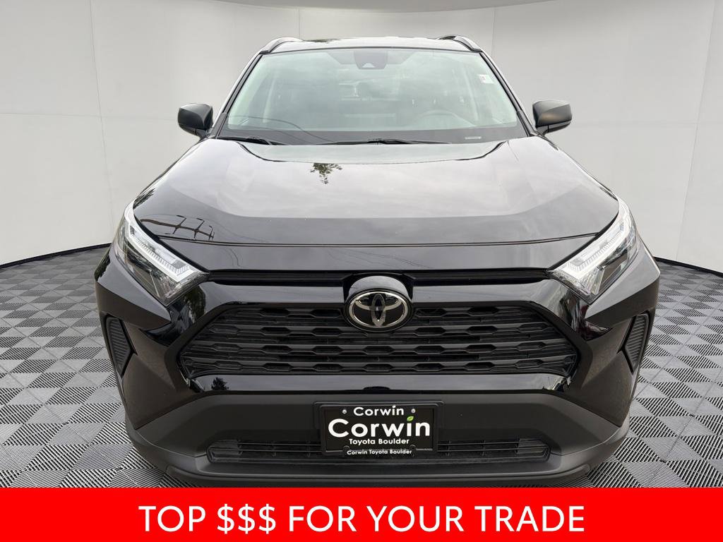 Used 2025 Toyota RAV4 LE AWD/4WD image 2