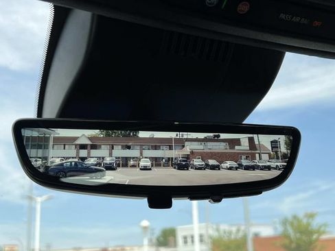 Used 2025 GMC Sierra 1500 AT4X AWD/4WD image 33