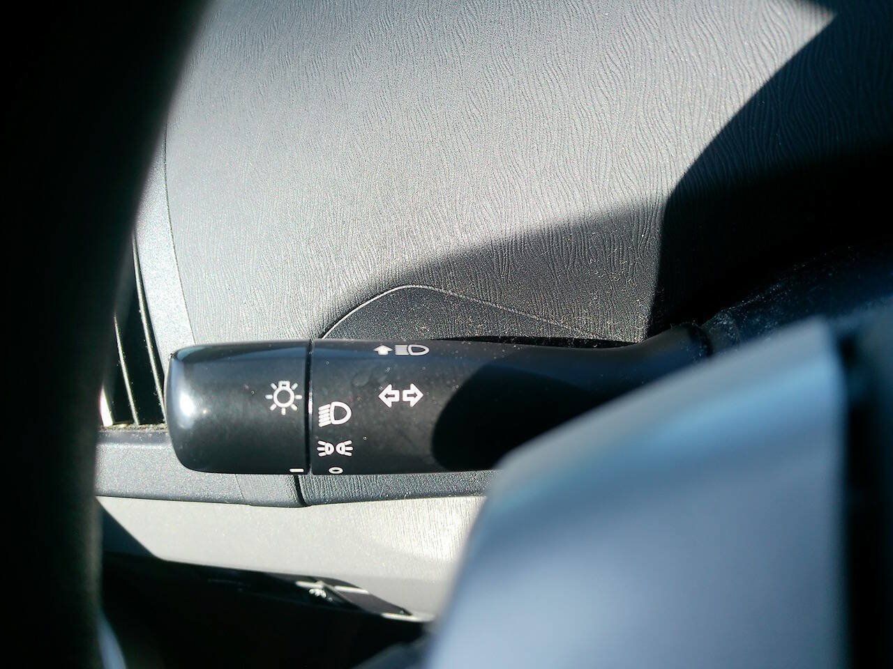 Used 2010 Toyota Prius Three FWD image 26