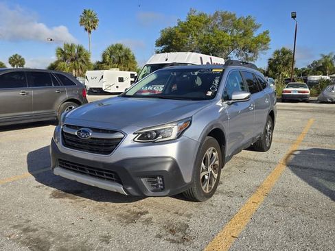 Used 2020 Subaru Outback Limited image 6