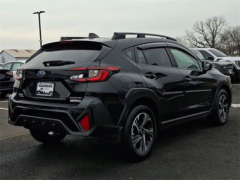 Used 2025 Subaru Crosstrek 2.0i Premium image 7