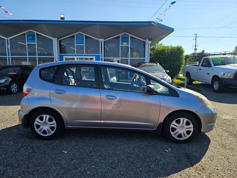 Used 2010 Honda Fit image 8