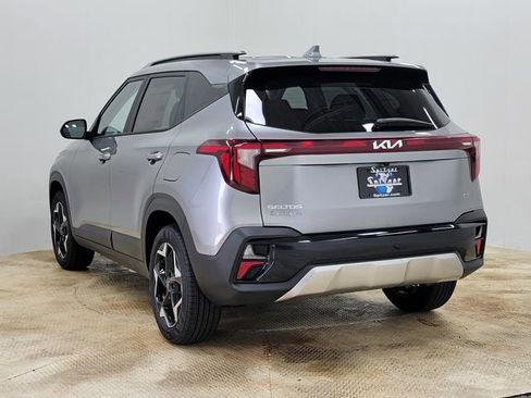 New 2026 Kia Seltos S image 8