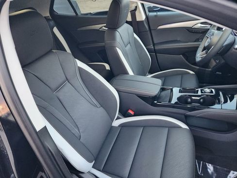 New 2025 Buick Envision Sport Touring image 11