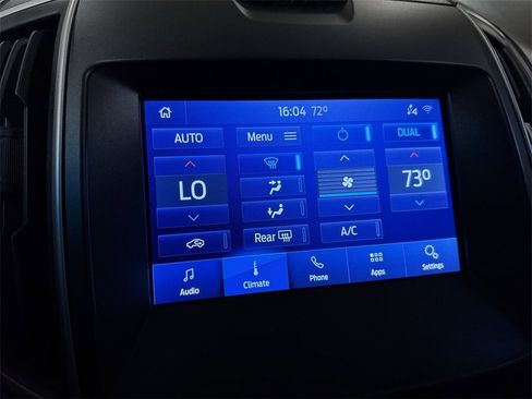 Used 2020 Ford Edge SEL image 15