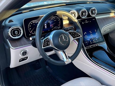 Used 2022 Mercedes-Benz C 300 4MATIC Sedan image 14