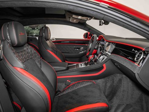 Used 2024 Bentley Continental GT Speed image 17