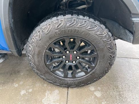 Used 2023 GMC Sierra 1500 AT4X image 27