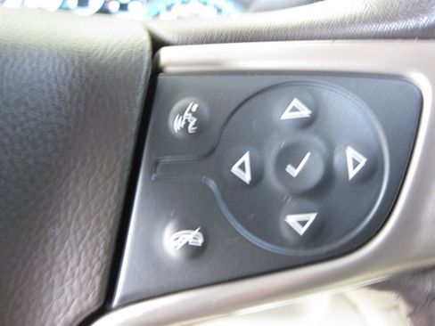 Used 2019 GMC Yukon Denali w/ Denali Ultimate Package image 16