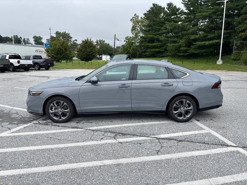 Used 2026 Honda Accord EX-L image 4