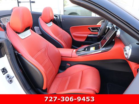 Used 2022 Mercedes-Benz SL 63 AMG 4MATIC w/ AMG Aerodynamic Package image 21