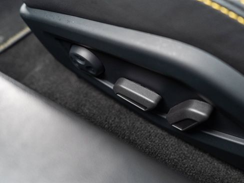 Used 2015 Lamborghini Huracan LP 610-4 AWD/4WD image 26