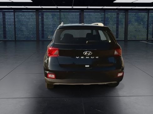 Used 2026 Hyundai Venue SEL image 7