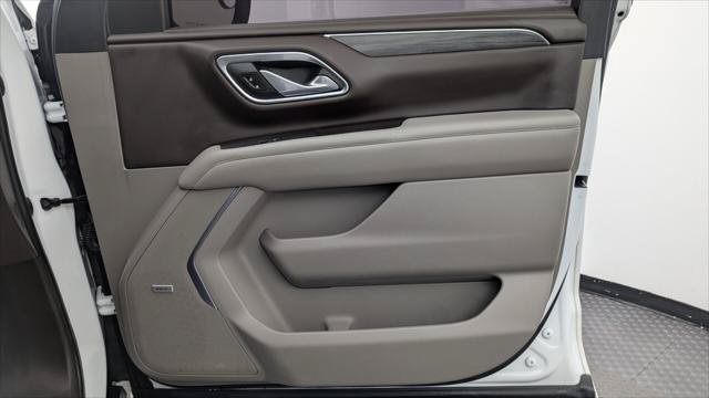 Used 2021 GMC Yukon SLT w/ SLT Premium Package AWD/4WD image 24